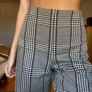 H&M Black and White Houndstooth Culotte Pants (XS)